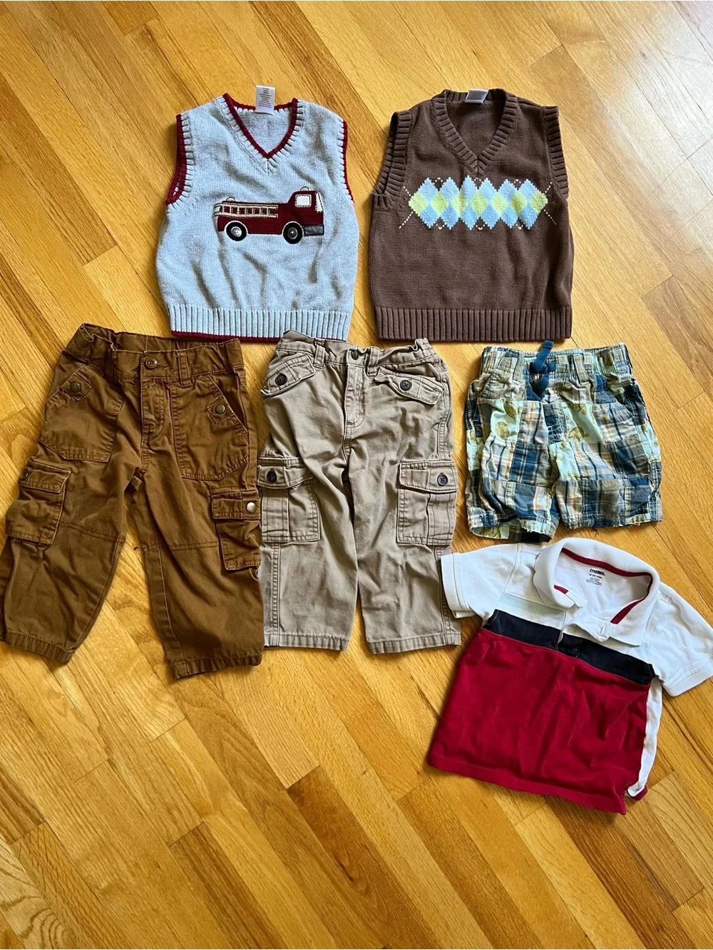 (Lot of 6) Gymboree size 18-24 months, 100% Cotton Vests, Pants, Shirt